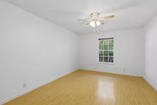 300 Crockett St, Austin, TX 78704 - Photo 15