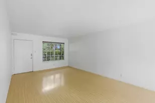300 Crockett St, Austin, TX 78704 - Photo 3