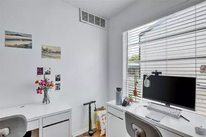 2803 Hemphill Park #B106, Austin, TX 78705 - Photo 5