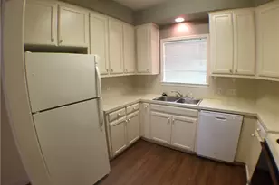 2100 San Gabriel St, Austin, TX 78705 - Photo 5