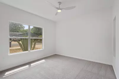 7300 Blessing Avenue, Austin, TX 78752 - Photo 9