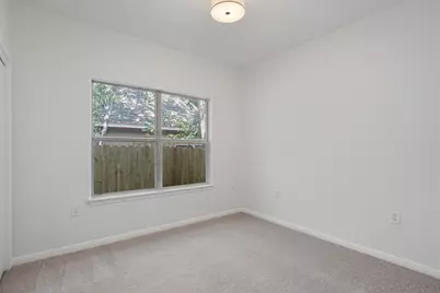 7300 Blessing Avenue, Austin, TX 78752 - Photo 17