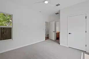 7300 Blessing Ave, Austin, TX 78752 - Photo 11