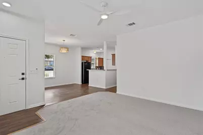 7300 Blessing Avenue, Austin, TX 78752 - Photo 5