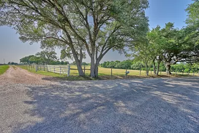 2120 Hohenwalde School Road, Brenham, TX 77833 - Photo 11