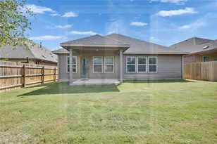 160 Sangaree Dr, Buda, TX 78610 - Photo 27