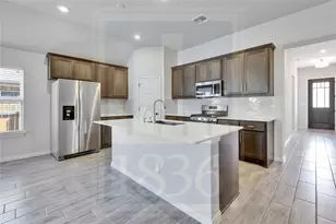 160 Sangaree Dr, Buda, TX 78610 - Photo 3