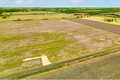 2944 County Road 425, Thorndale, TX 76577 - Photo 1