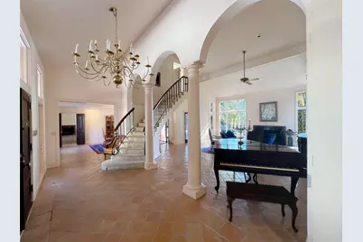 1700 Lakeshore Drive, Austin, TX 78746 - Photo 9