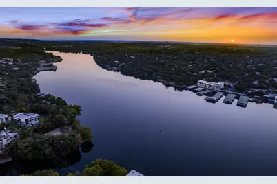 1700 Lakeshore Drive, Austin, TX 78746 - Photo 29