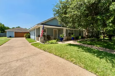 1817 Mason Creek Boulevard, Leander, TX 78641 - Photo 5