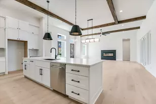 18920 Ascending Trl, Jonestown, TX 78645 - Photo 17
