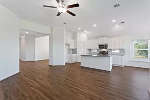 328 Prato Pl, Georgetown, TX 78628 - Photo 5