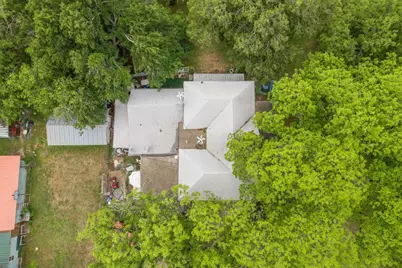 203 W Commerce Street, San Saba, TX 76877 - Photo 3