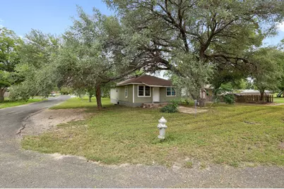 3007 Michoacan Drive, Del Valle, TX 78617 - Photo 3