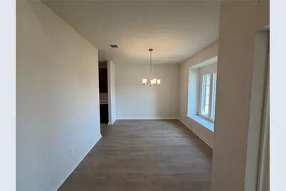 276 Gus Loop, Georgetown, TX 78626 - Photo 3