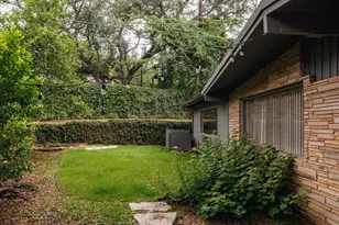3304 Cherry Tree Cir, Austin, TX 78731 - Photo 35