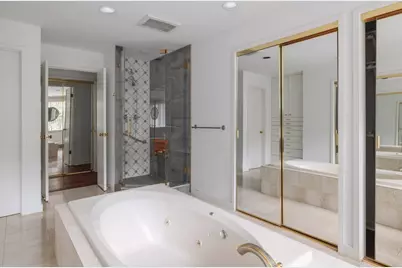 3304 Cherry Tree Circle, Austin, TX 78731 - Photo 27