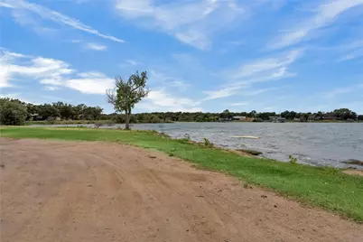 106 N Greenwood Drive, Buchanan Dam, TX 78609 - Photo 33
