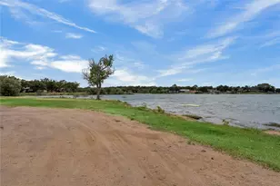 106 N Greenwood Dr, Buchanan Dam, TX 78609 - Photo 33