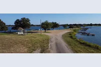 106 N Greenwood Drive, Buchanan Dam, TX 78609 - Photo 35