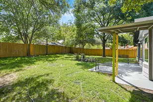 1400 S Meadows Dr, Austin, TX 78758 - Photo 33