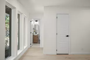 1400 S Meadows Dr, Austin, TX 78758 - Photo 17