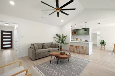 1400 S Meadows Drive, Austin, TX 78758 - Photo 7