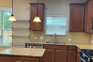 102 Sandy Lyle Cove, Round Rock, TX 78664 - Photo 11