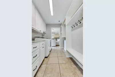 6905 Treaty Oak Circle, Austin, TX 78749 - Photo 27