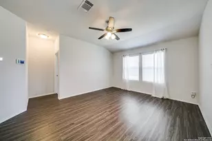 509 Moonvine Way, New Braunfels, TX 78130 - Photo 7