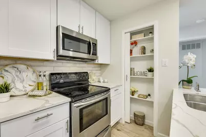 8888 Tallwood Drive #2102, Austin, TX 78759 - Photo 17