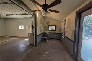 250 Kothmann Rd, Dripping Springs, TX 78620 - Photo 33