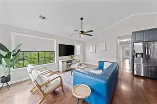 250 Kothmann Rd, Dripping Springs, TX 78620 - Photo 9