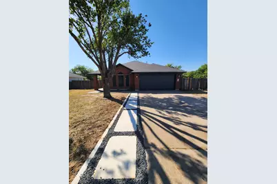504 Texas Avenue, Round Rock, TX 78664 - Photo 1