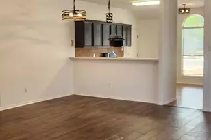 504 Texas Ave, Round Rock, TX 78664 - Photo 7