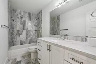 6220 Harrogate Dr, Austin, TX 78759 - Photo 15