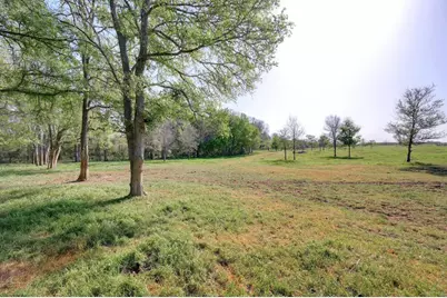 62 County Road 448, Waelder, TX 78959 - Photo 19