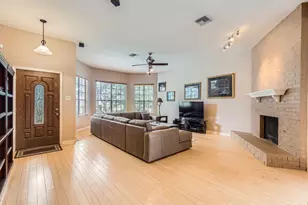 4513 Sidereal Dr, Austin, TX 78727 - Photo 5