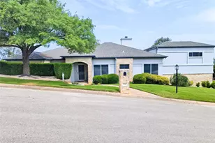 102 Paragon Ct, Lakeway, TX 78734 - Photo 3
