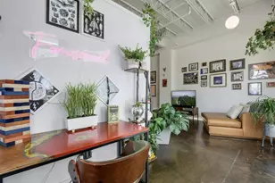 2401 E 6th St, Austin, TX 78702 - Photo 11