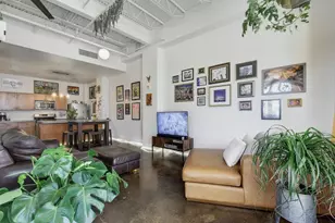 2401 E 6th St, Austin, TX 78702 - Photo 13