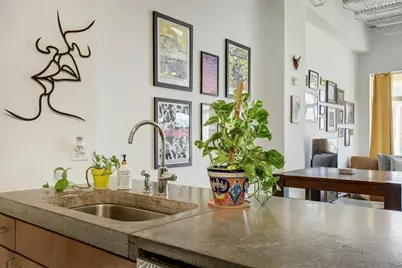 2401 E 6th Street #5068, Austin, TX 78702 - Photo 15