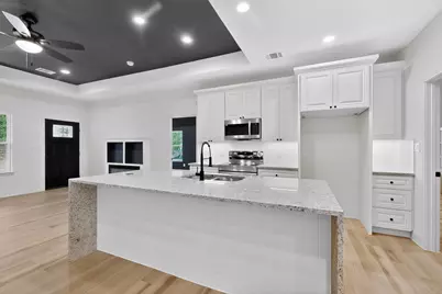 190 Molokini Drive, Bastrop, TX 78602 - Photo 15