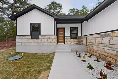 190 Molokini Drive, Bastrop, TX 78602 - Photo 1
