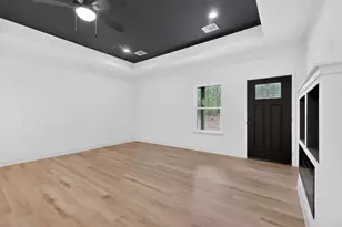 190 Molokini Dr, Bastrop, TX 78602 - Photo 13