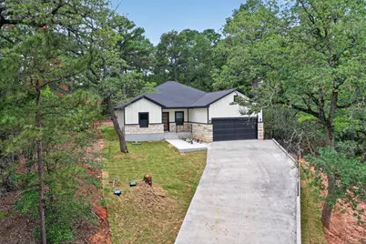 190 Molokini Drive, Bastrop, TX 78602 - Photo 3