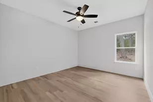 190 Molokini Dr, Bastrop, TX 78602 - Photo 29