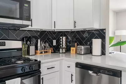 1618 Webberville Road #A, Austin, TX 78721 - Photo 11