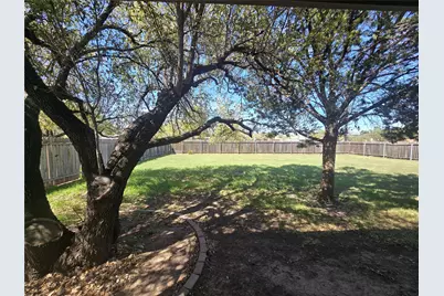 800 Woodview Drive, Georgetown, TX 78628 - Photo 15